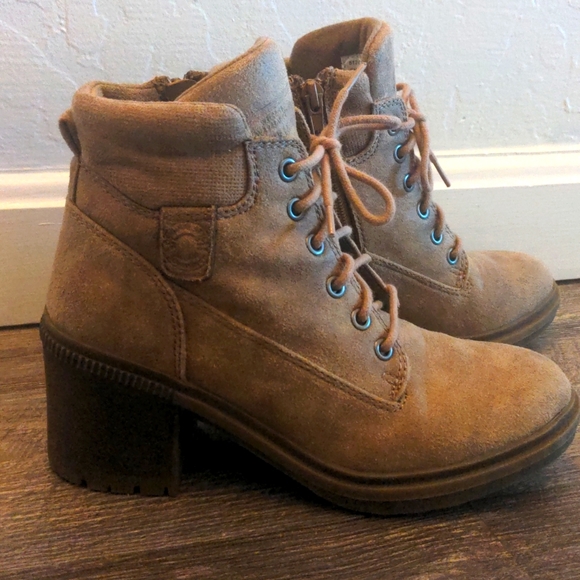 DSW ankle boots size 6.5, tan. - Picture 2 of 6